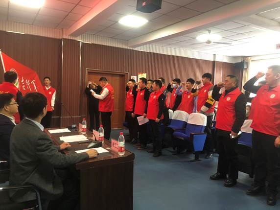 辽源市龙山区退役军人事务局举行吉行军退役军人志愿服务队授旗仪式